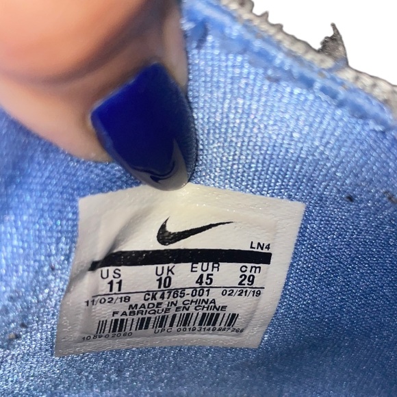 Nike LeBron 16 MPLS Lakers 2019 Size- 11 CK4765 001 - Picture 10 of 11